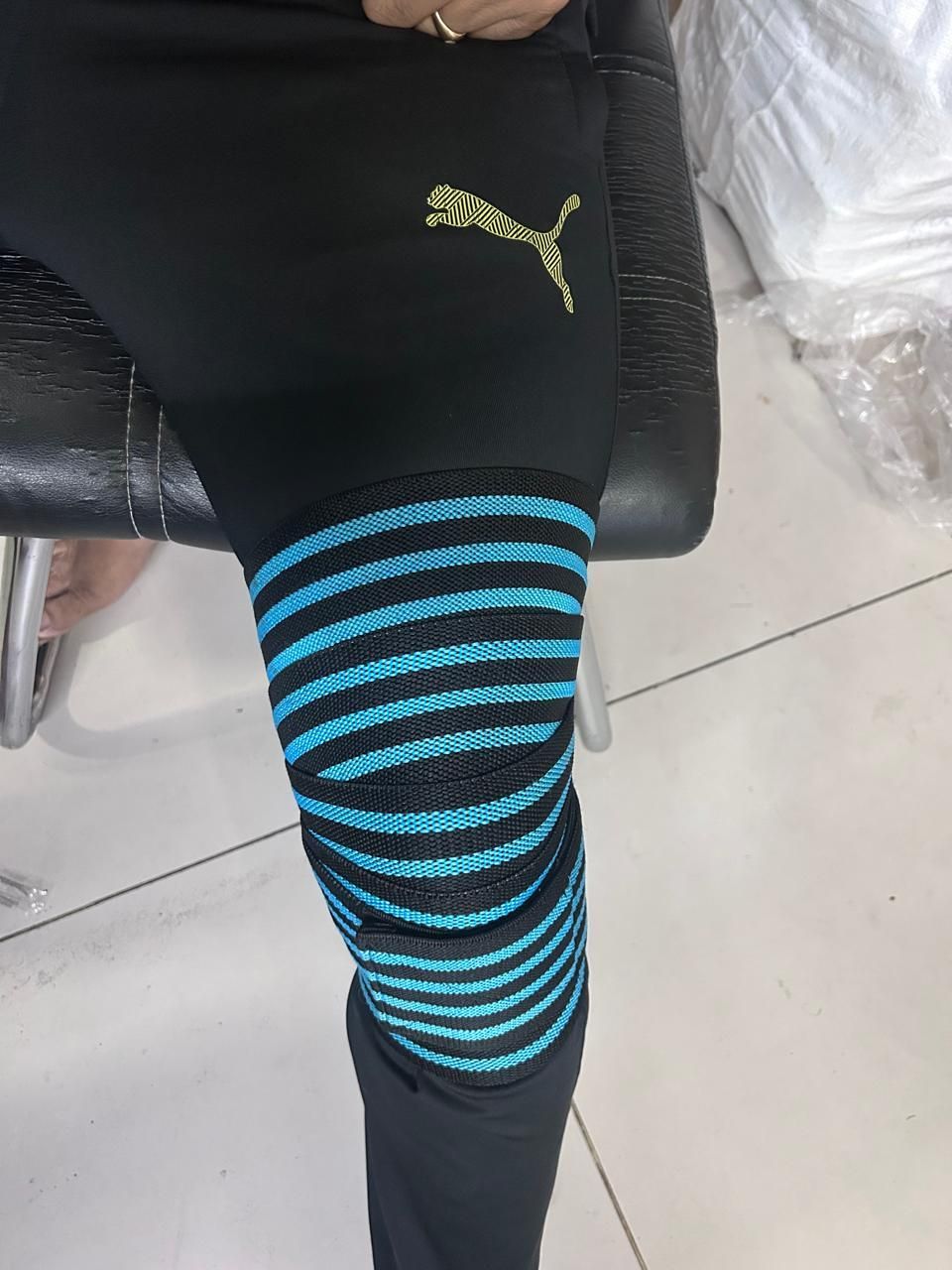 Knee Wrap Pair