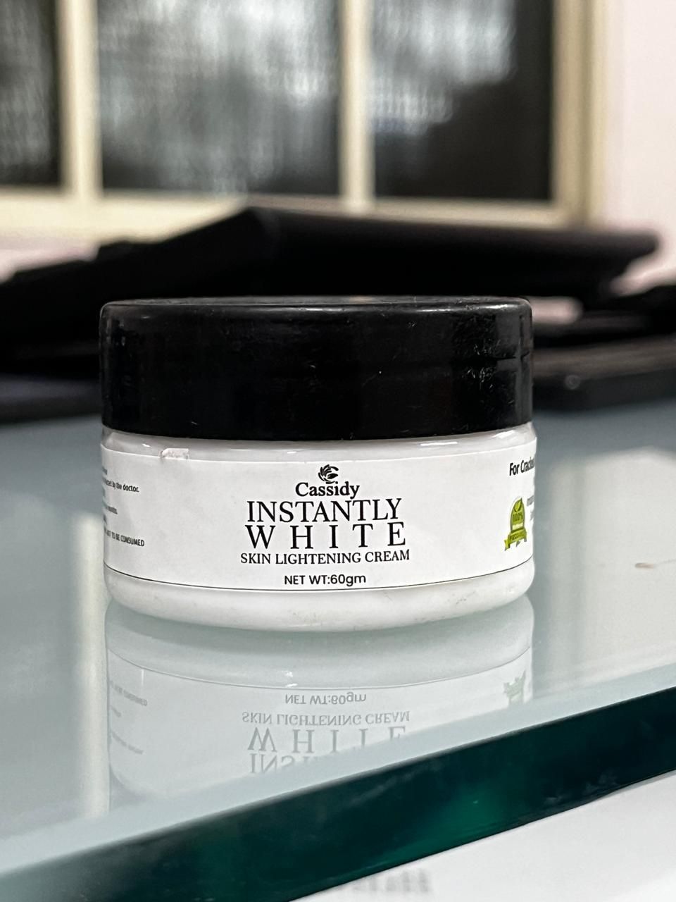 CASSIDY Instantly White Skin Lightening Cream
