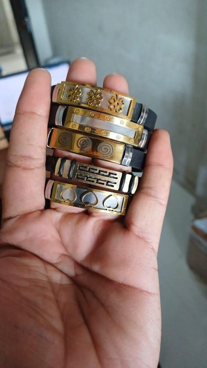 Fashionable Men's Silicon Wristband (Random design)