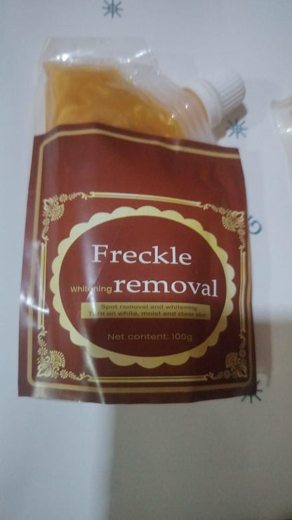 Whitening, Anti-Wrinkle and Rejuvenating Mask