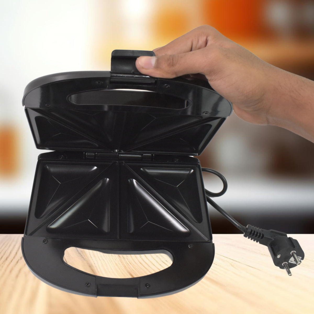2819 Sandwich Maker Makes Sandwich Non-stick Plates Easy To Use With Indicator Lights